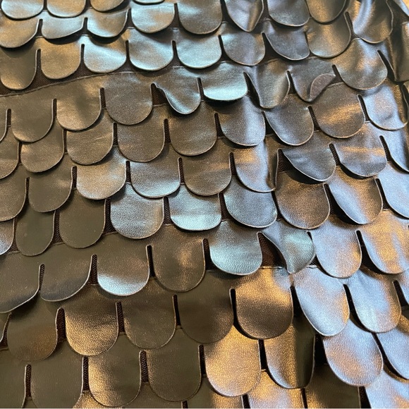 Max Studio Women’s Blk Faux Leather Mini Skirt SZ 2 - Picture 2 of 7